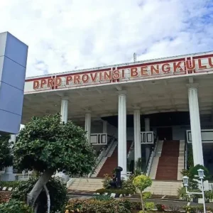 Ruang Lingkup Komisi-Komisi di DPRD Provinsi Bengkulu DPRD Kebut Pembahasan Raperda Pajak dan Retribusi Daerah 3 Juli DPRD Provinsi Gelar Paripurna Bahas Silpa 2022 ASN DPRD Provinsi Bengkulu: SPPD Tak Dibayar, Gaji Februari Juga Belum