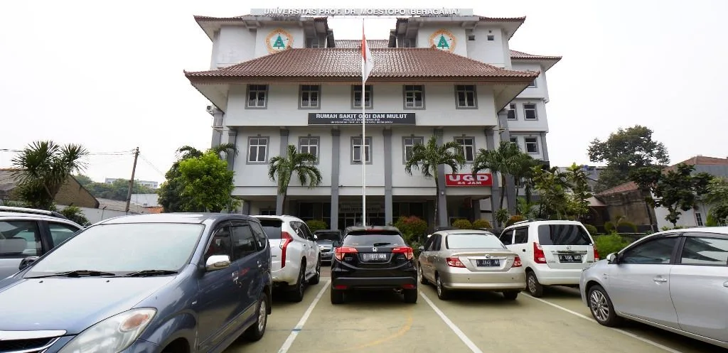 Terakreditasi, FKG Universitas Moestopo Makin Diakui