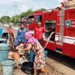 Bupati Gusnan Mulyadi Instruksikan Jajaran Salurkan Bantuan Air Bersih