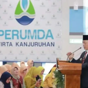 Bupati Malang Pimpin Upacara HUT Perumda Tirta Kajuruhan