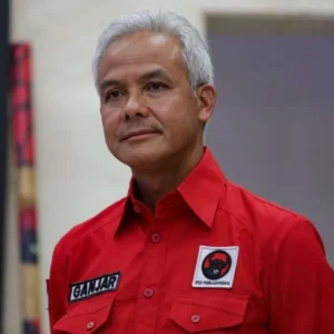 Dikabarkan Kontrak Politik dengan PDIP, Ganjar Beri Klarifikasi Dikabarkan Kontrak Politik dengan PDIP, Ganjar Beri Klarifikasi