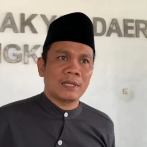 Dinilai Lamban, Jonaidi Minta Pemprov Segera Terbitkan Regulasi Pengelolaan Pantai Panjang Dinilai Lamban, Jonaidi Minta Pemprov Segera Terbitkan Regulasi Pengelolaan Pantai Panjang Jonaidi SP Minta Bupati dan Gubernur Bengkulu Ajukan Penambahan Kuota BBM