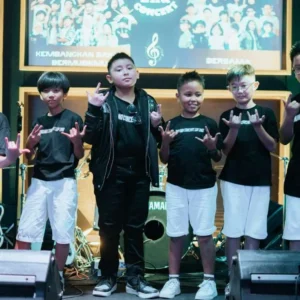 Intan Jako Privat Kembali Gelar Grand Concert Ke-2 Intan Jako Privat Kembali Gelar Grand Concert Ke-2