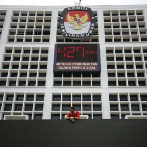 KPU Angkat Suara Terkait Keluhan Bawaslu RI KPU Angkat Suara Terkait Keluhan Bawaslu RI Direvisi, KPU Tetapkan Syarat Usia Baru untuk Pilkada 2024 Sepuluh Partai Gagal Peroleh Kursi DPR RI, Ini Rinciannya
