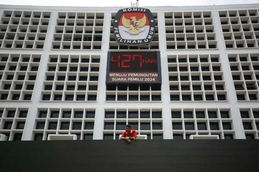 KPU Angkat Suara Terkait Keluhan Bawaslu RI Direvisi, KPU Tetapkan Syarat Usia Baru untuk Pilkada 2024 Sepuluh Partai Gagal Peroleh Kursi DPR RI, Ini Rinciannya