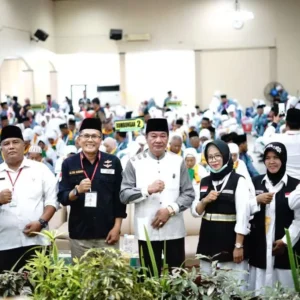 Lepas Jamah Haji, Rosjonsyah: Jaga Kesehatan dan Fokus Ibadah Lepas Jamah Haji, Rosjonsyah: Jaga Kesehatan dan Fokus Ibadah