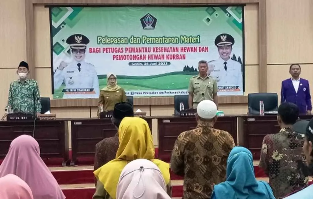 Lepas Petugas Kesehatan Hewan, Bupati Blitar: Pastikan Hewan Kurban Sehat dan Aman Dikonsumsi