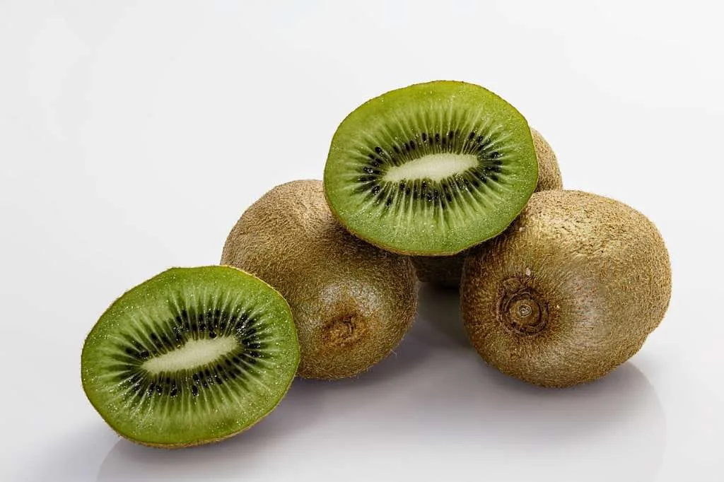 Mengungkap 10 Manfaat Luar Biasa dari Buah Kiwi bagi Kesehatan Anda
