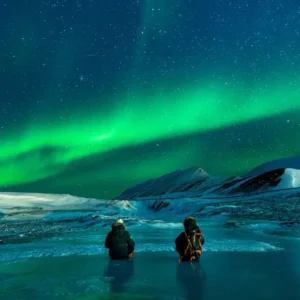 Mengungkap Misteri Aurora: Menjelajahi Ilmu di Balik Fenomena yang Memesona Mengungkap Misteri Aurora: Menjelajahi Ilmu di Balik Fenomena yang Memesona