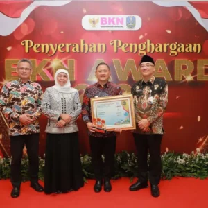 Pemkot Batu Kembali Raih Penghargaan dari BKN Awards 2023 Pemkot Batu Kembali Raih Penghargaan dari BKN Awards 2023