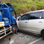 Truk Tengki Milik Perusahaan Ini Tabrakan Dengan Pengendara Wanita