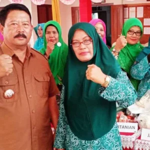 UMKM Desa Bendorejo Kenalkan Produknya ke Bupati, Kades Minta Pemda Blitar Bantu Pasarkan UMKM Desa Bendorejo Kenalkan Produknya ke Bupati, Kades Minta Pemda Blitar Bantu Pasarkan