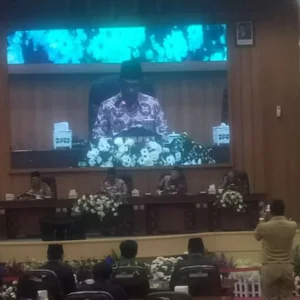 Wakil Bupati Malang Sampaikan Jawaban Atas Pandangan Umum Fraksi DPRD