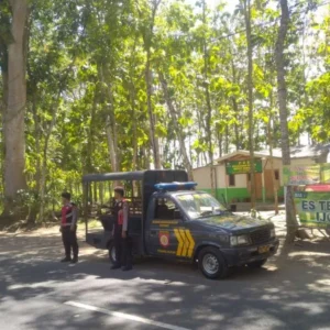 Cegah Perbuatan Ilegal, Polres Blitar Gencar Laksanakan Patroli Sore Cegah Perbuatan Ilegal, Polres Blitar Gencar Laksanakan Patroli Sore