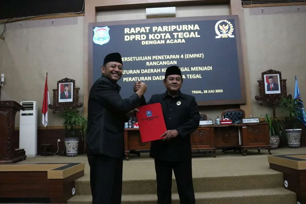 DPRD Kota Tegal Setujui Empat Raperda Baru dalam Rapat Paripurna