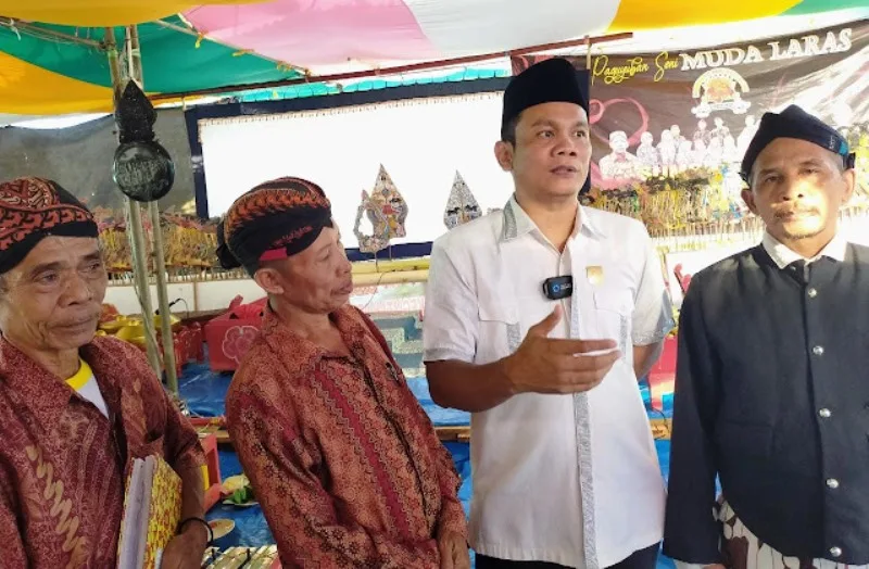 Hadiri HUT Desa Arum, Jonaidi Puji Desa dan Beri Langkah Kedepan