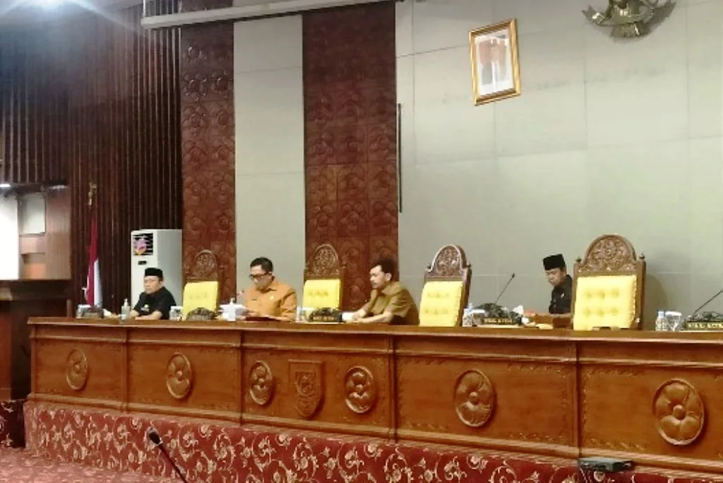 Paripurna Laporan Panitia Khusus Raperda DPRD Provinsi Bengkulu