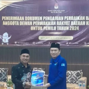 Jelang Pemilu 2024, Partai Demokrat Kota Blitar Serahkan Dokumen Perbaikan Calon Legislatif Jelang Pemilu 2024, Partai Demokrat Kota Blitar Serahkan Dokumen Perbaikan Calon Legislatif