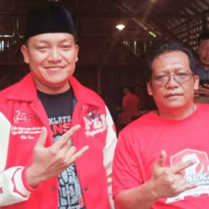 Ketua PC-GP Ansor Kabupaten Blitar Pindah ke PDIP: Perkuat Barisan dan Menyongsong Pemilu Ketua PC-GP Ansor Kabupaten Blitar Pindah ke PDIP: Perkuat Barisan dan Menyongsong Pemilu