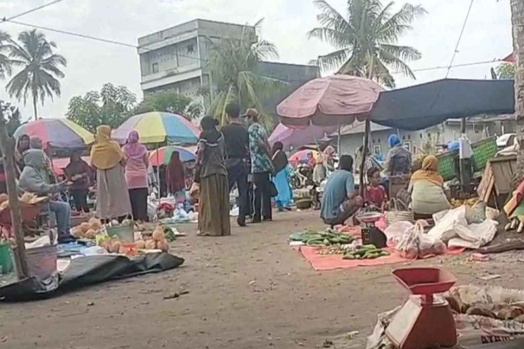 Korban Hipnotis, Emas Pedagang Sayur Raib di Pasar Kaur