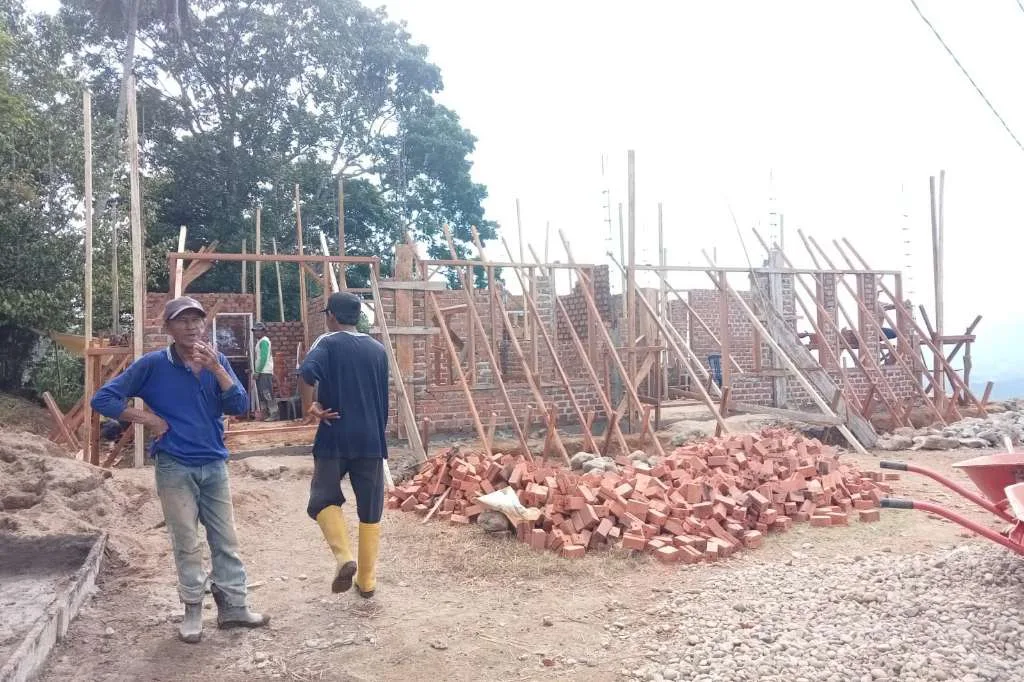 Maksimalkan Layanan Kesehatan, Pemdes Mangkurajo Bangun Gedung Posyandu