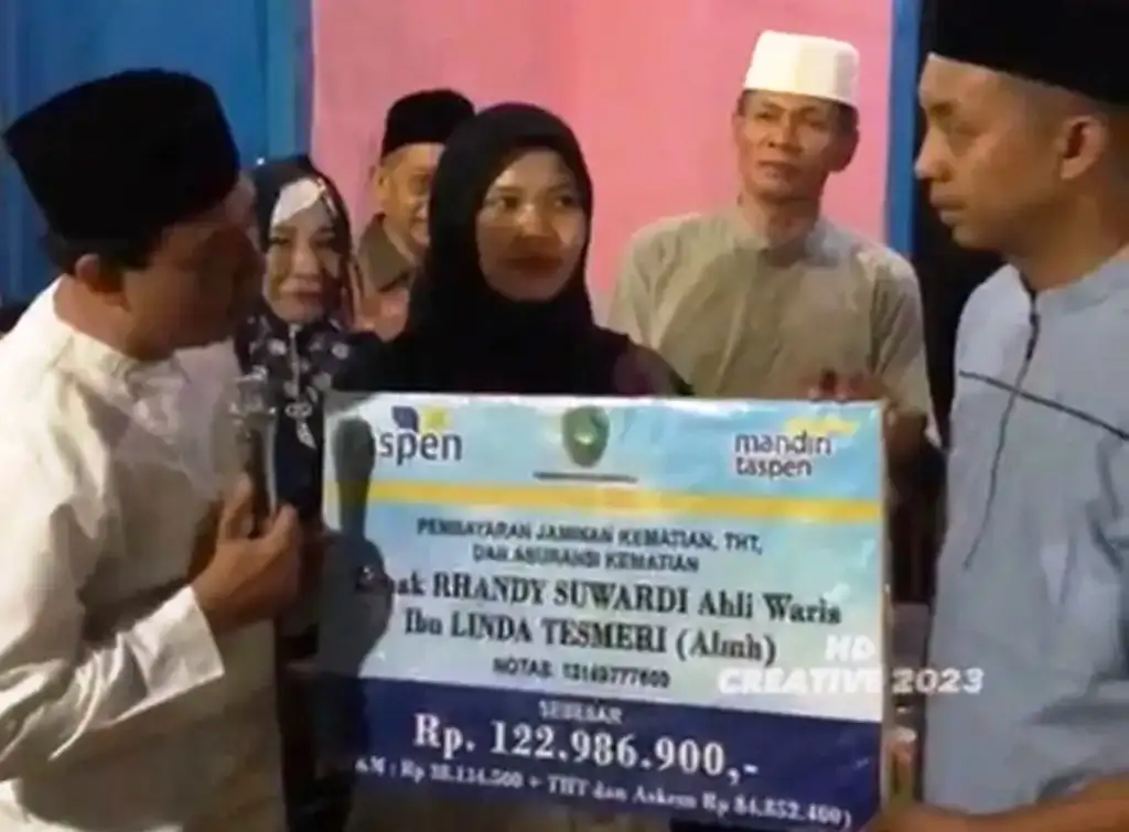 Dukcapil Kota Bengkulu Mudahkan Masyarakat Dengan Program Three In One