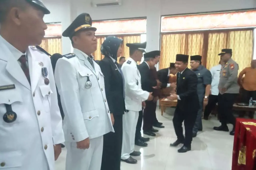 Pemkab Lebong Lantik 18 Pejabat Administrasi Baru untuk Tingkatkan Kualitas Pelayanan Publik