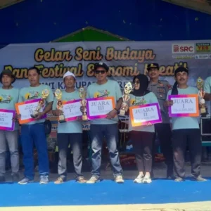 PWI dan Dinas Pariwisata Brebes Gelar Festival Budaya dan Ekonomi Kreatif PWI dan Dinas Pariwisata Brebes Gelar Festival Budaya dan Ekonomi Kreatif