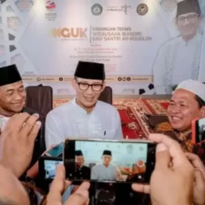 Survei Indikator Politik, Ini Tingkat Kepuasan Publik Terhadap Kinerja Sandiaga Uno Survei Indikator Politik, Ini Tingkat Kepuasan Publik Terhadap Kinerja Sandiaga Uno