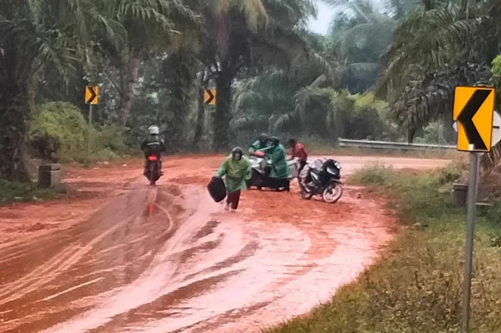 Tanah Timbunan Pembangunan RS Mukomuko Memakan Korban