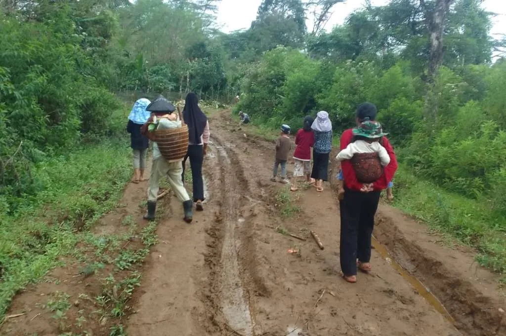 Warga Desa Suban Minta Pemerintah Perhatikan Petani Kopi