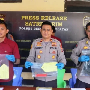 Ada Pria Dalam Kontrakan Wanita Pujaan, Remaja Pasar Manna Ditemukan Tewas Ada Pria Dalam Kontrakan Wanita Pujaan, Remaja Pasar Manna Ditemukan Tewas