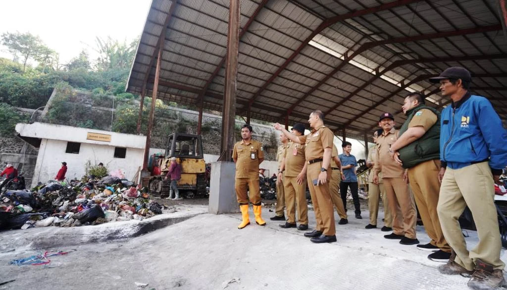 Atasi Permasalahan Sampah, Pj.Wali Kota Batu Adakan Rapat Koordinasi Bersama OPD