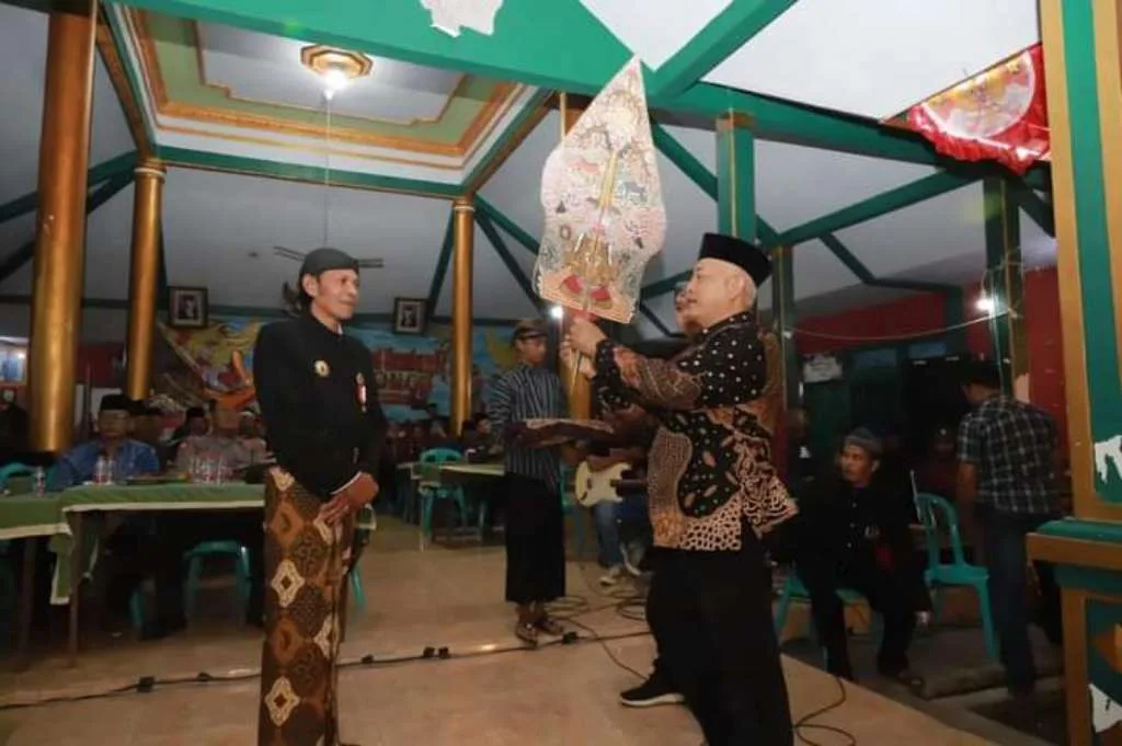 Bupati Malang Dukung Pelestarian Kesenian dan Budaya Melalui Pagelaran Wayang Kulit