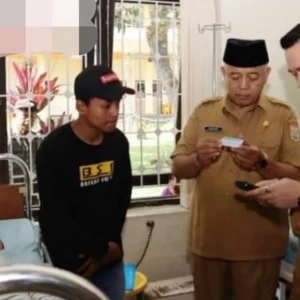 Bupati Malang Jamin Biaya Pengobatan Pasien BPJS Nonaktif dan Masyarakat Miskin Bupati Malang Jamin Biaya Pengobatan Pasien BPJS Nonaktif dan Masyarakat Miskin