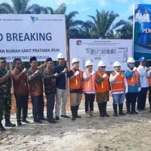 Bupati Mukomuko Hadiri Peletakan Batu Pertama RS Pratama Bupati Mukomuko Hadiri Peletakan Batu Pertama RS Pratama