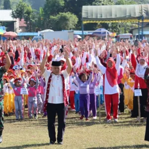 Bupati Sanusi Hadiri Gebyar Anak PAUD dan Senam Pancasila di Malang