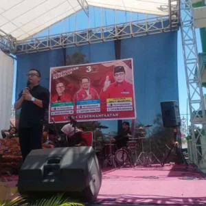 Caleg PDIP Bersama Bea Cukai Malang Beri Edukasi Masyarakat Caleg PDIP Bersama Bea Cukai Malang Beri Edukasi Masyarakat
