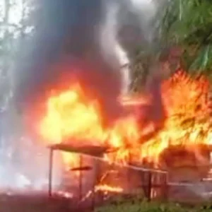Diduga Korsleting Listrik, Rumah Warga Trans Pelabai Kebakaran Diduga Korsleting Listrik, Rumah Warga Trans Pelabai Kebakaran