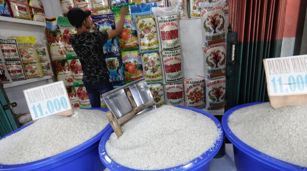 Harga Beras Naik di Sejumlah Wilayah, Cek di Sini