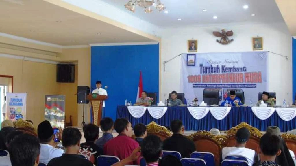 Kembangkan Entrepreneur Muda, Bupati Lebong Hadiri Seminar oleh KabaHill Center Bengkulu