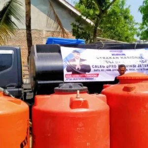 Laksanakan Gerakan Nasional Peduli dan Berbagi, Joko Hariyanto Kembali Kirim Air Bersih