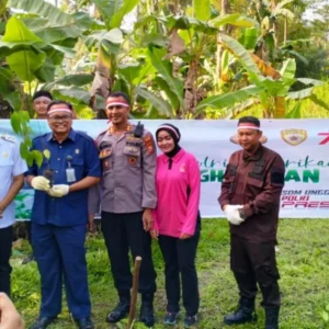 Lestarikan Lingkungan, Polres Kaur Gelar Giat Zoom Penanaman Pohon Serentak
