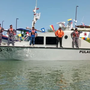 Pastikan Keamanan Acara Labuh Laut, Komandan Patkamla Pulau Ismoyo II-5-38 Lakukan Patroli