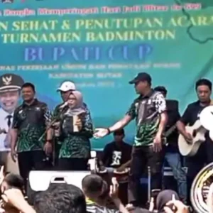 Penutupan Turnamen Bulutangkis Bupati Cup Meriahkan Perayaan HUT RI dan Kabupaten Blitar