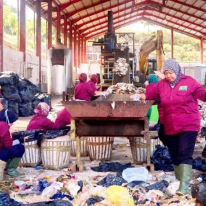 Percepat Penanganan TPA Tlekung, Tim Sabers Pungli dan Pemkot Batu Kampanyekan Pemilahan Sampah
