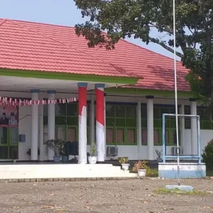 Tak Pasang Bendera HUT RI, Camat Muara Bangkahulu Dibebastugaskan