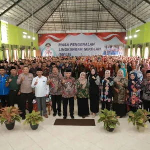 Tingkatkan SDM, Bupati Sanusi Buka Acara Penanaman Disiplin Pegawai Tingkatkan SDM, Bupati Sanusi Buka Acara Penanaman Disiplin Pegawai