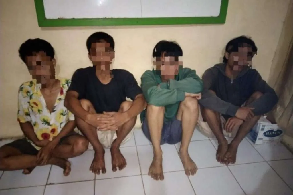 Asik Mancing di Kolam Warga, 4 Pria Didatangi Massa