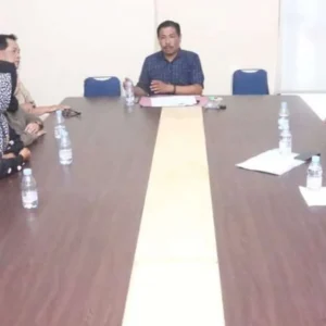 Dorong Penataan Pariwisata Terpadu Pantai Panjang, Usin: Hearing Permasalahan Pedagang Dorong Penataan Pariwisata Terpadu Pantai Panjang, Usin: Hearing Permasalahan Pedagang